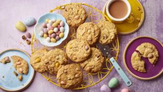 5-ingredient cookies recipe - BBC Food
