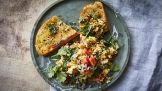 Spinach and ricotta bhurji with garlic naan toast recipe - BBC Food