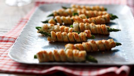 Asparagus and puff pastry cigars recipe - BBC Food