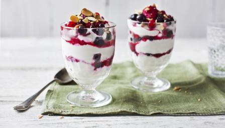 Berry yoghurt recipe - BBC Food