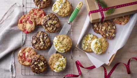 Perfect chocolate chip cookies recipe - BBC Food