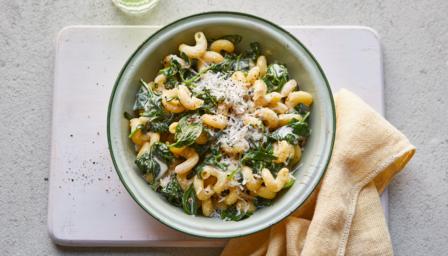 Spinach pasta recipes - BBC Food