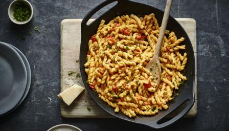 Pasta recipes - BBC Food