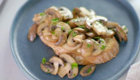 How to cook mushrooms recipe - BBC Food