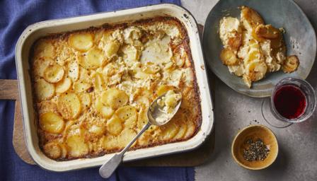 Easy potatoes dauphinoise recipe - BBC Food