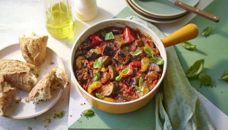 Vegan slow cooker recipes - BBC Food