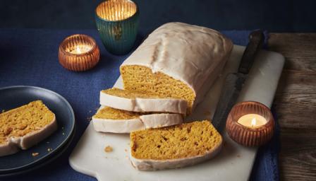 Vegan pumpkin loaf cake recipe - BBC Food