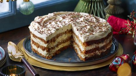 Nigella lawsons christmas kitchen recipes