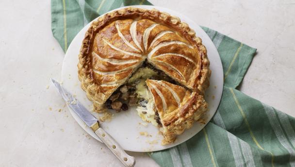 Chicken and ham pie recipe - BBC Food