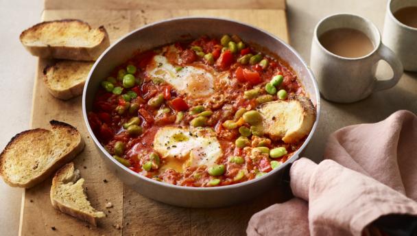 Healthy egg breakfast recipe - BBC Food