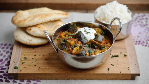 Quick vegetable curry recipe - BBC Food