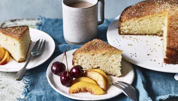 Easy cake recipes - BBC Food