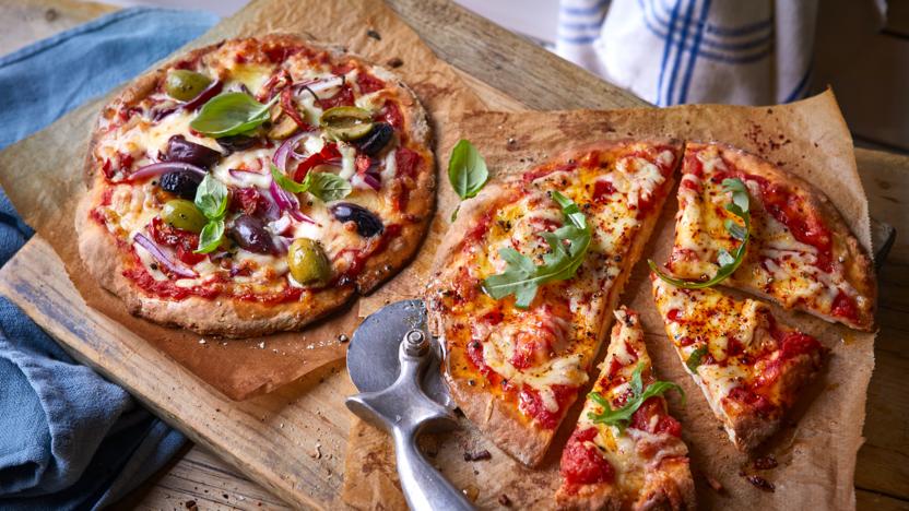 Air fryer pizza recipe - BBC Food