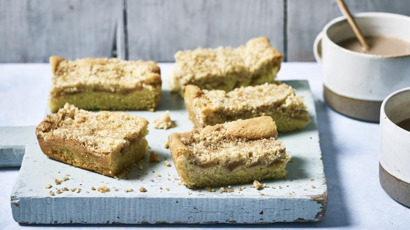 Bobbing for apples' tart recipe | Sainsbury`s Magazine