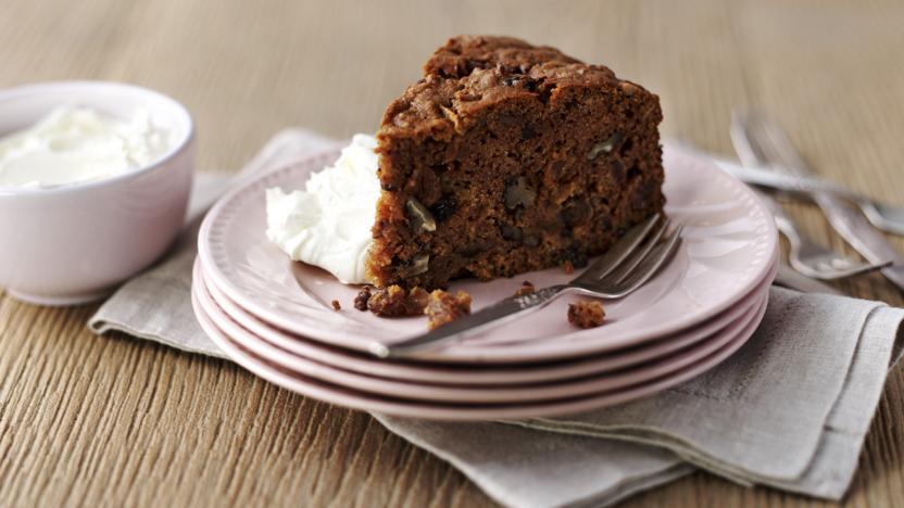 Apple spice cake