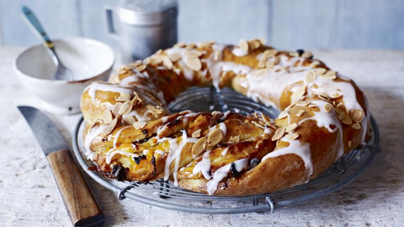 Apricot couronne