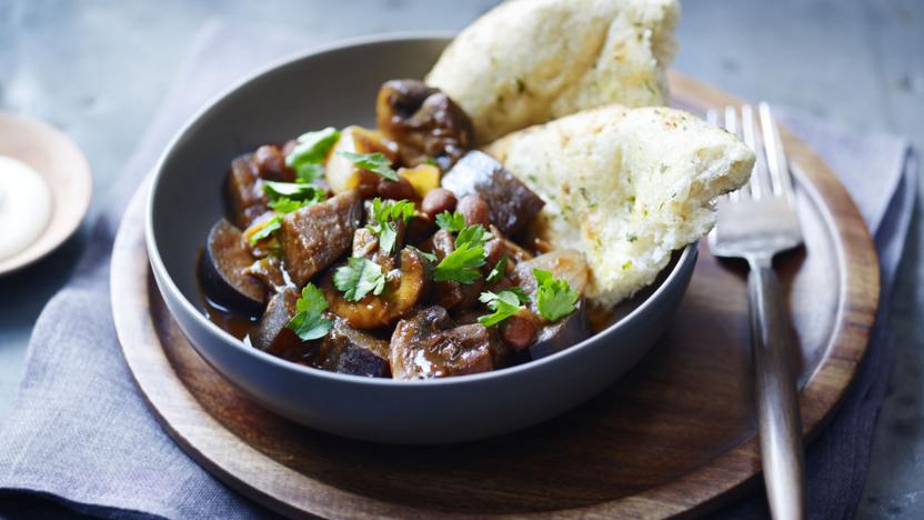 Aubergine and bean casserole