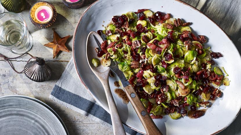 Foolproof green salad recipe - BBC Food