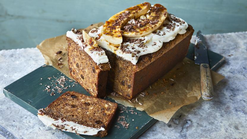 Banana loaf with cream cheese icing