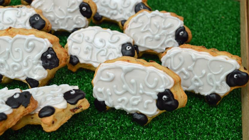 Bara brith sheep biscuits