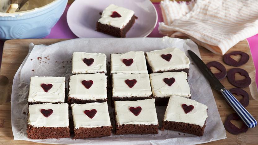 Beetroot chocolate cake with cream cheese icing