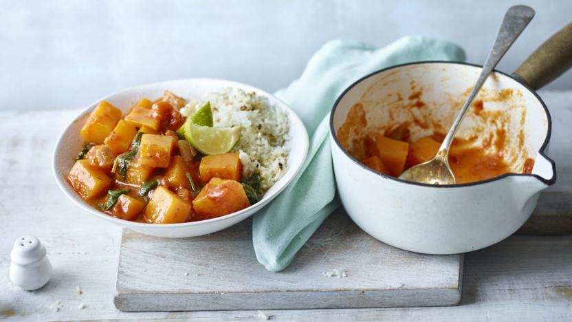 Butternut squash curry with cauliflower 'rice'