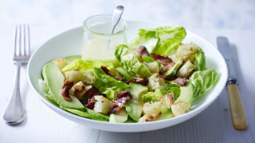 Avocado and bacon salad