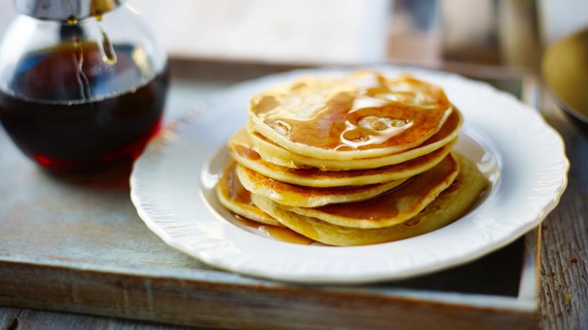 how to make buttermilk pancakes