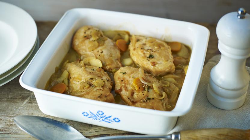 Chicken, cider and apple casserole