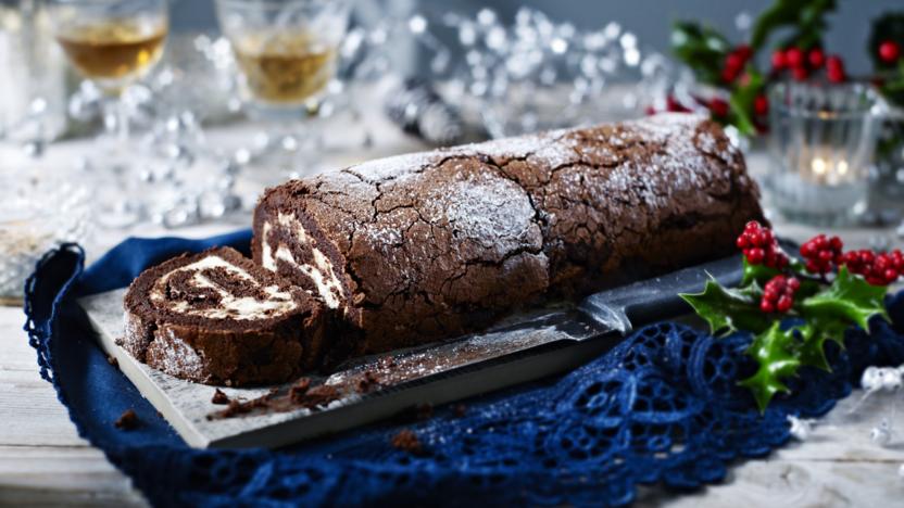 Chocolate roulade recipe - BBC Food