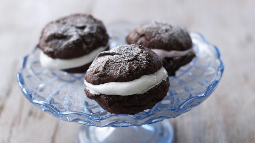 Chocolate whoopie pies