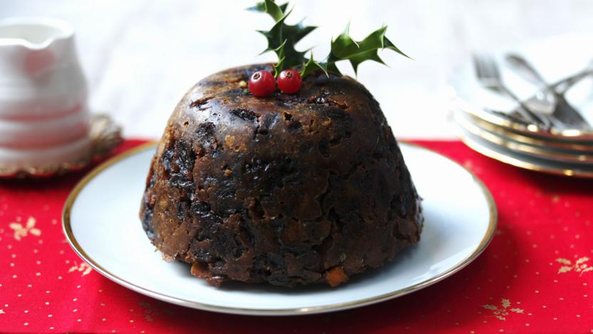 Image result for traditonal uk christmas pudding"