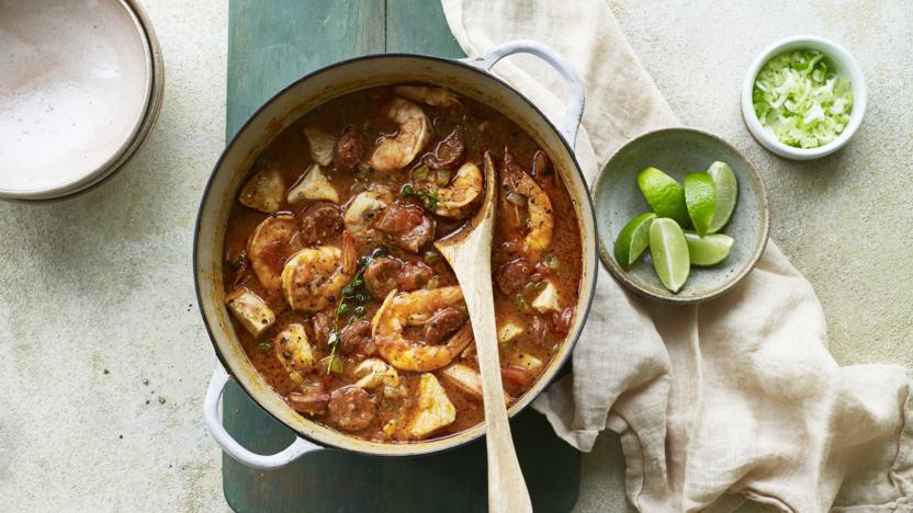 Creole gumbo with cornbread