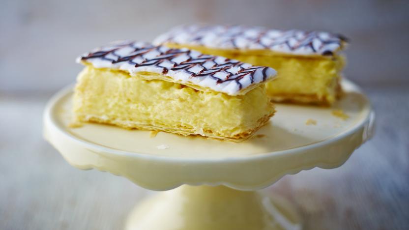 Kremšnita - Vanilla Custard Cake - Krempita - Cremeschnitte