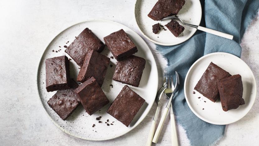 Perfect chocolate brownies recipe - BBC Food