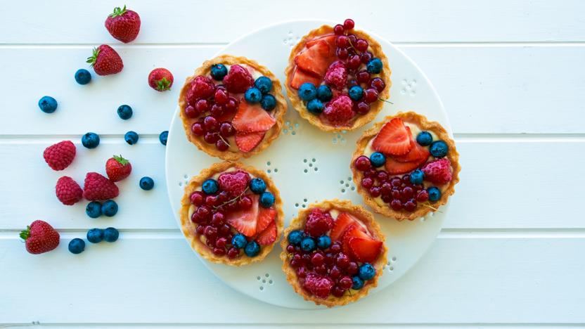 Fabulous fruity jewelled tarts