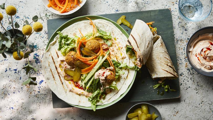 Falafel wraps