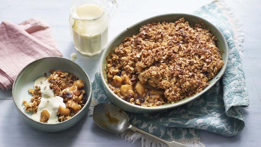 Flapjack apple crumble