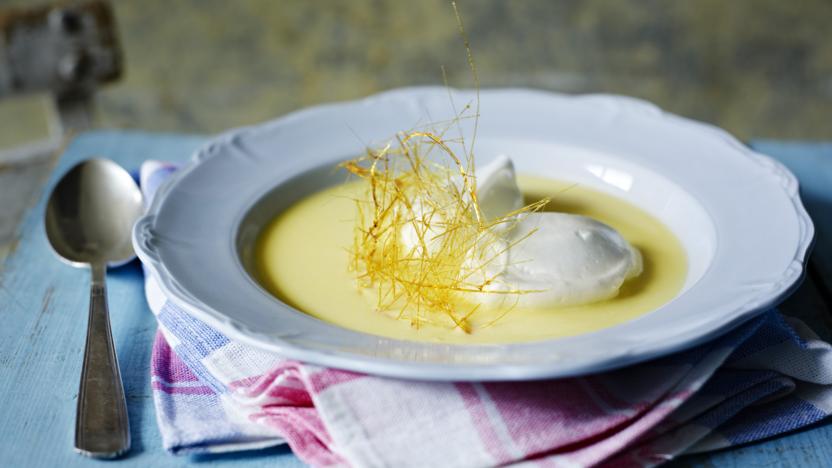 Floating islands with spun sugar