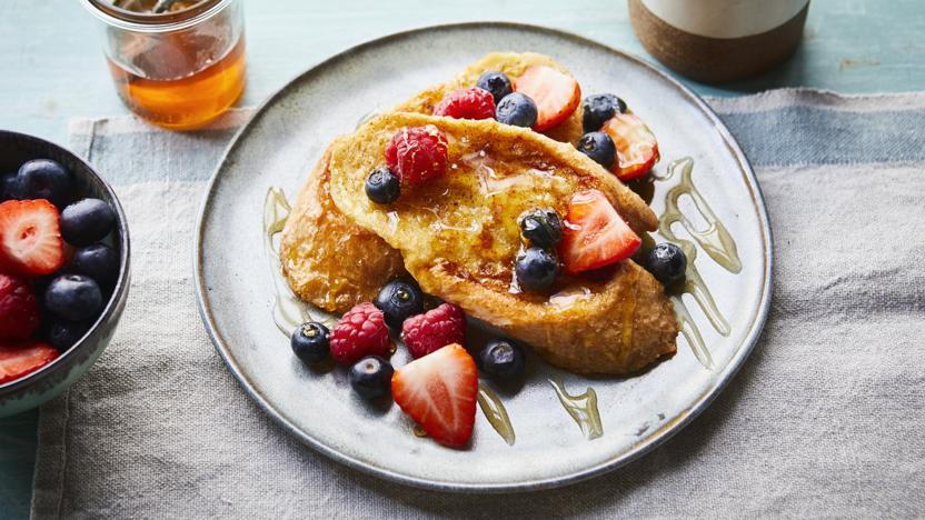 French toast with berries and honey