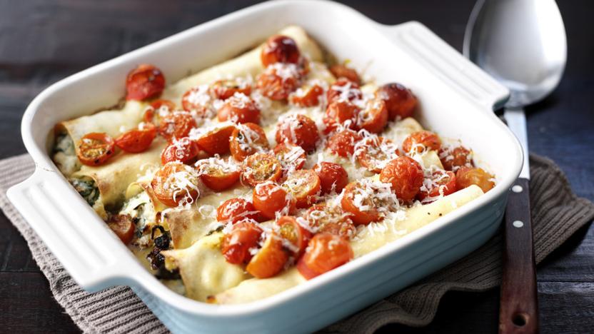 Goats' cheese cannelloni with cherry tomatoes