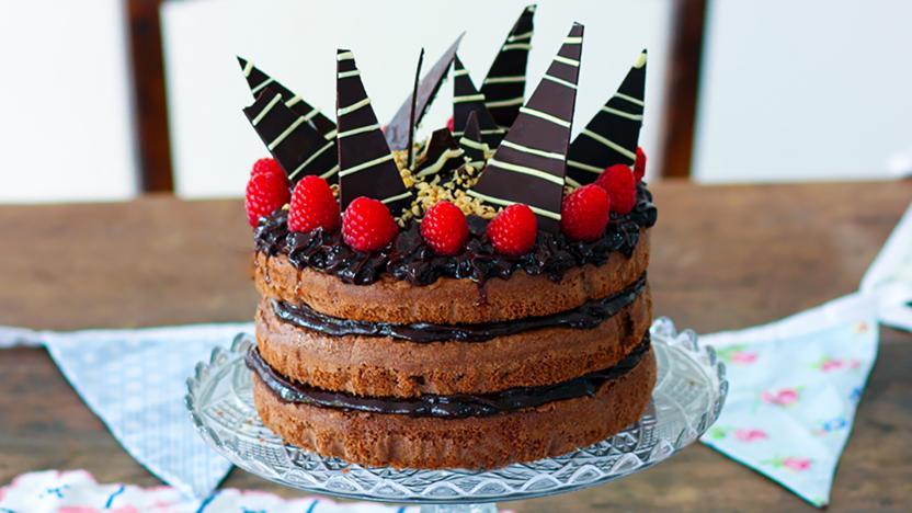 Birthday chocolate cake recipe - BBC Food