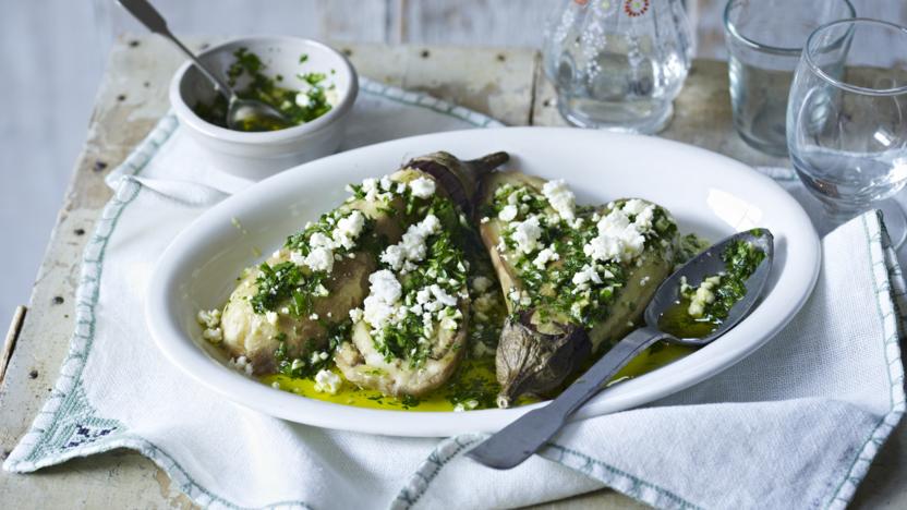 Grilled aubergines with garlic, parsley and feta