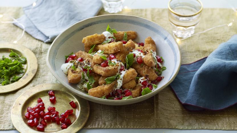 Chunky halloumi chips 