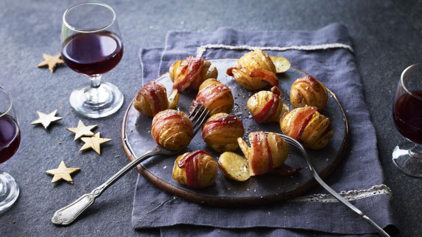 Hasselback potatoes with bacon