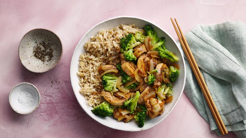 Healthy chicken stir-fry