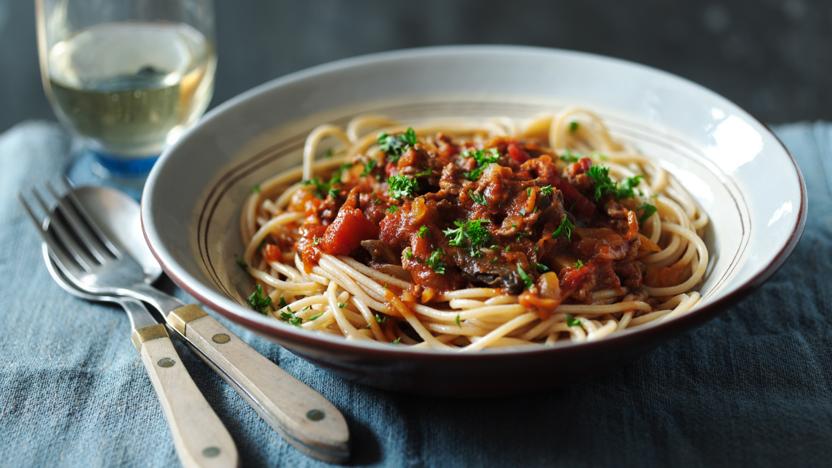 Healthy Spaghetti Bolognese Recipe c Food