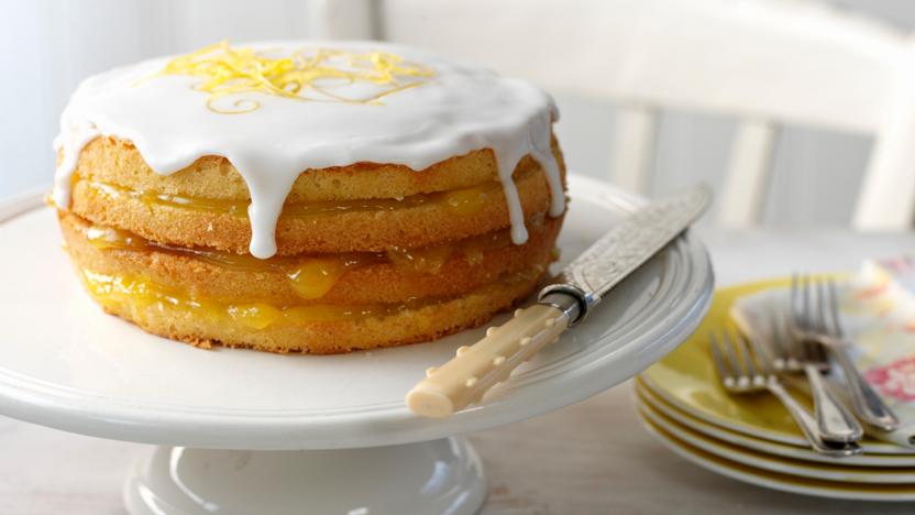 Iced lemon curd layer cake