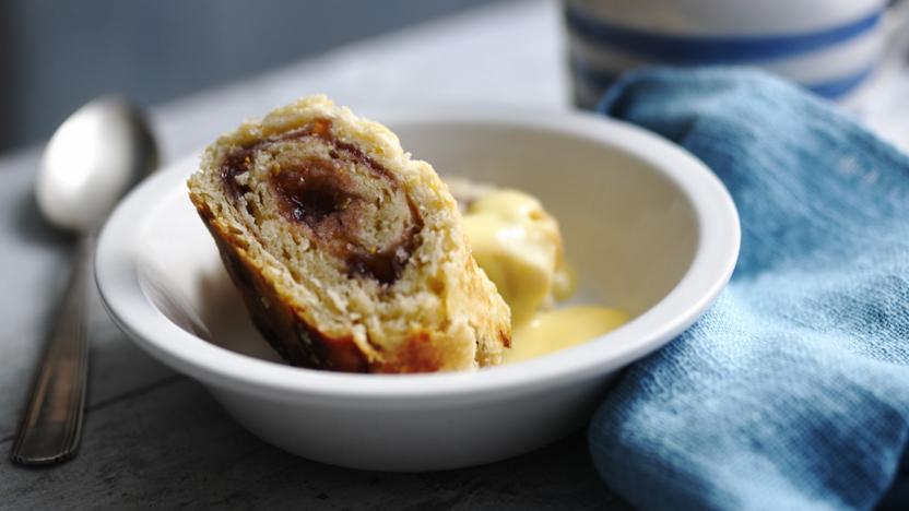 Plum jam roly-poly