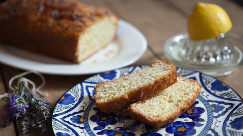 Lemon and lavender loaf cake